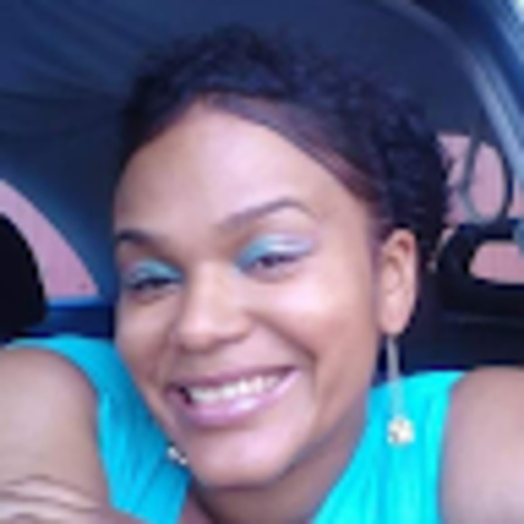 Meet your Posher, Reyna yahaira - Picture 1 of 1